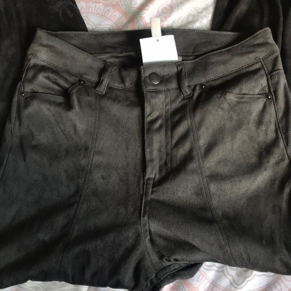 Suede pants😍 - Picture 3 of 6
